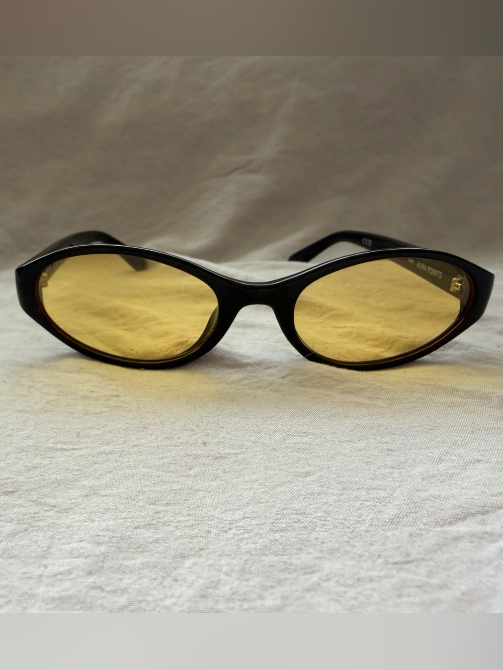QUAY Australia Aura Points Sunglasses